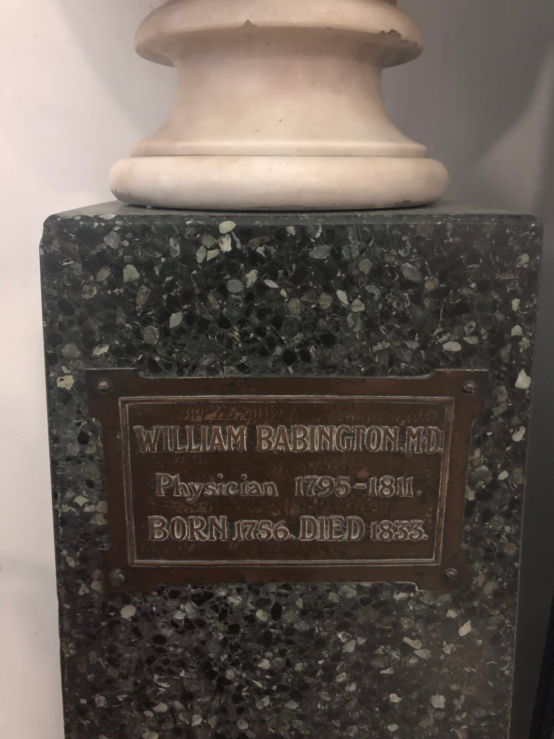 William Babington's monument, Guy's Hospital, London - 03.JPG
